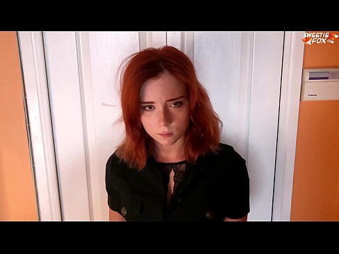 ❤️ O garda de seguridade castigou a unha muller bonita por roubo en tenda - Cum Na Boca ❌ Porno en nós ️❤