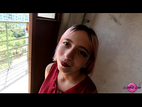 ❤️ Student Sensual chupa a un estraño no interior - Cum on his face ❌ Porno en nós ️❤