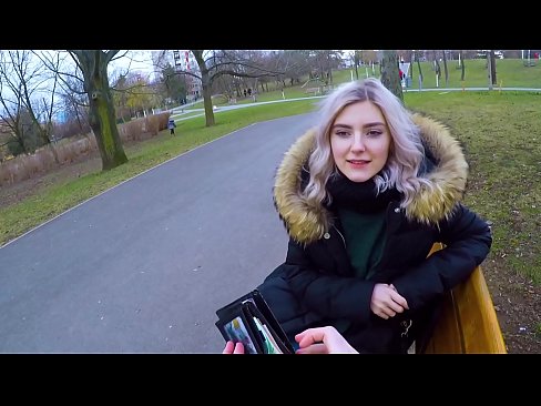 ❤️ Traga o semen quente dun estraño por diñeiro - mamada no parque de Eva Elfie ❌ Porno en nós ️❤